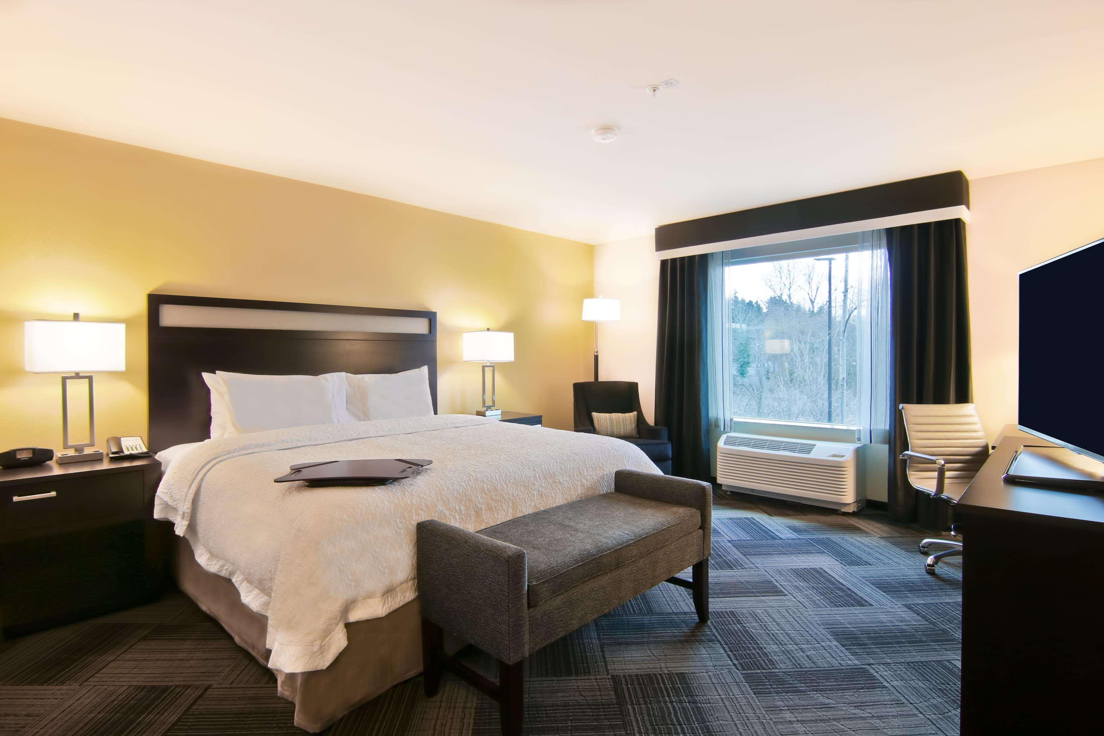Hampton Inn & Suites Bellevue Downtown/Seattle Esterno foto