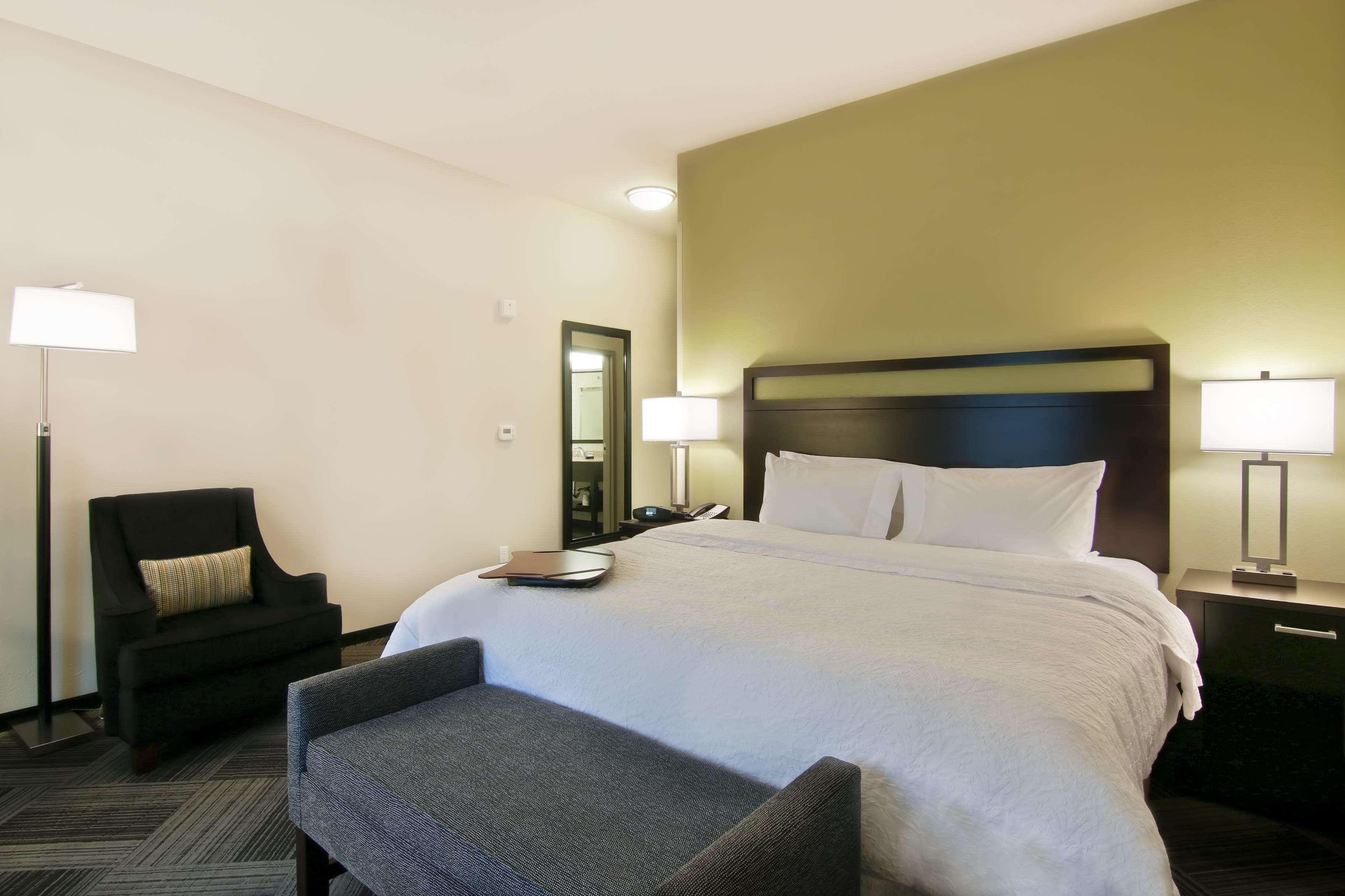 Hampton Inn & Suites Bellevue Downtown/Seattle Esterno foto