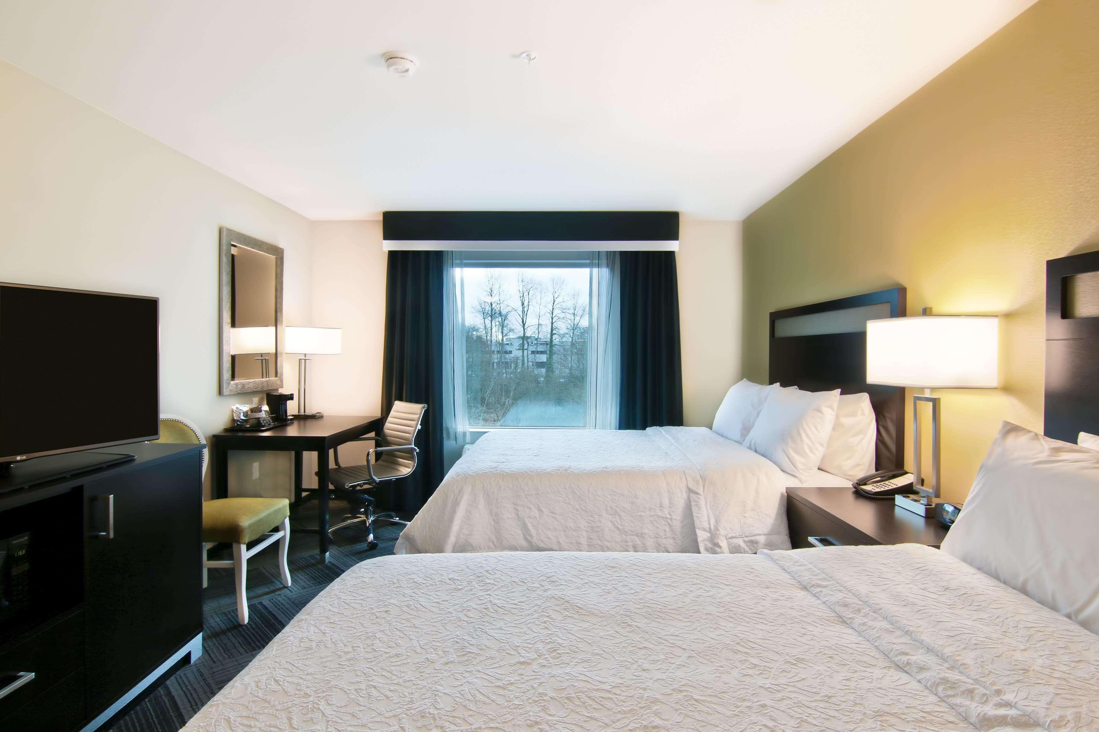 Hampton Inn & Suites Bellevue Downtown/Seattle Esterno foto