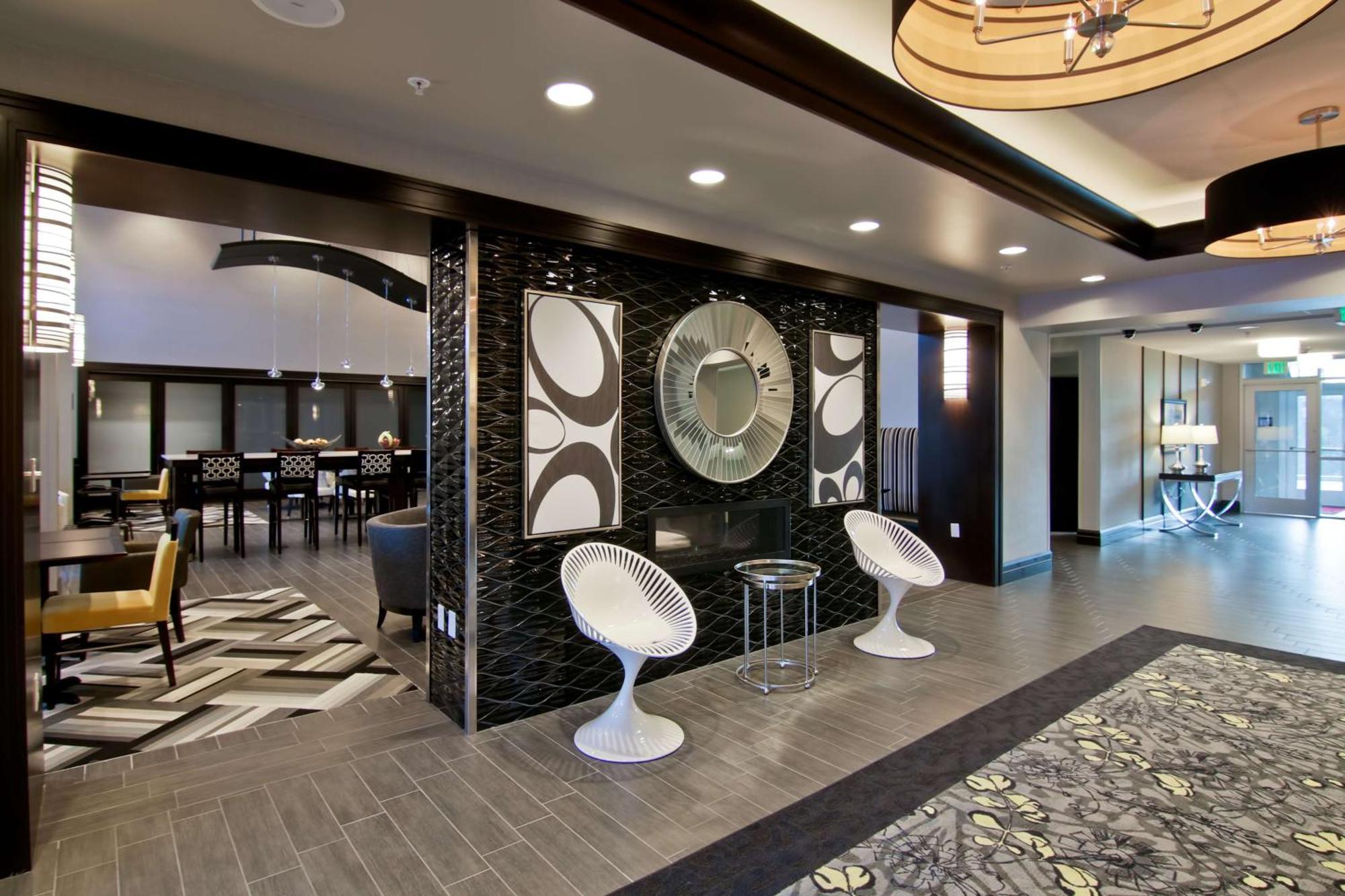 Hampton Inn & Suites Bellevue Downtown/Seattle Esterno foto